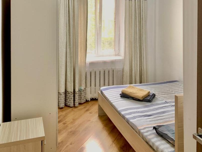 Apartment On Toktogula 比什凯克 外观 照片