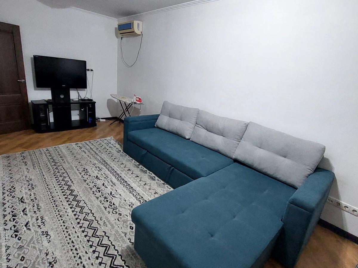 Apartment On Toktogula 比什凯克 外观 照片